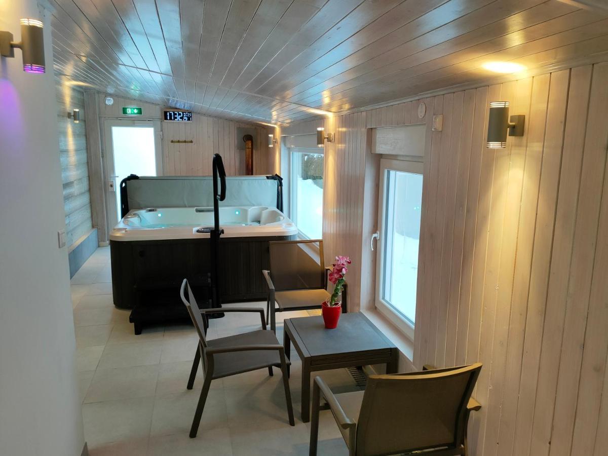 Gite 295 Montagnes Du Jura Avec Spa Et Sauna Classe 3 Etoiles Foncine-le-Haut Екстериор снимка